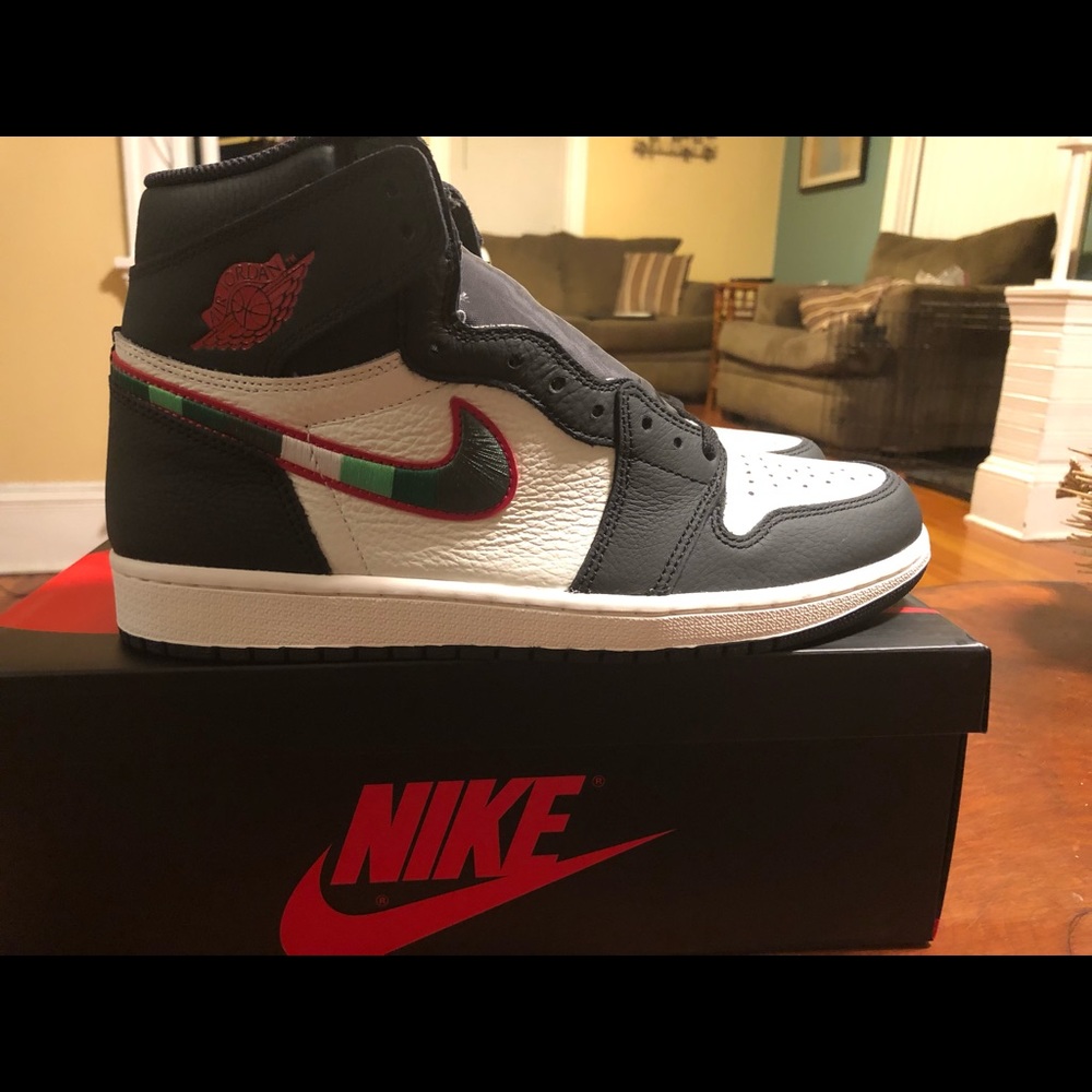 Jordan 1 Retro Hi OG "Sports Illustrate" SOLD - Picture 4 of 8
